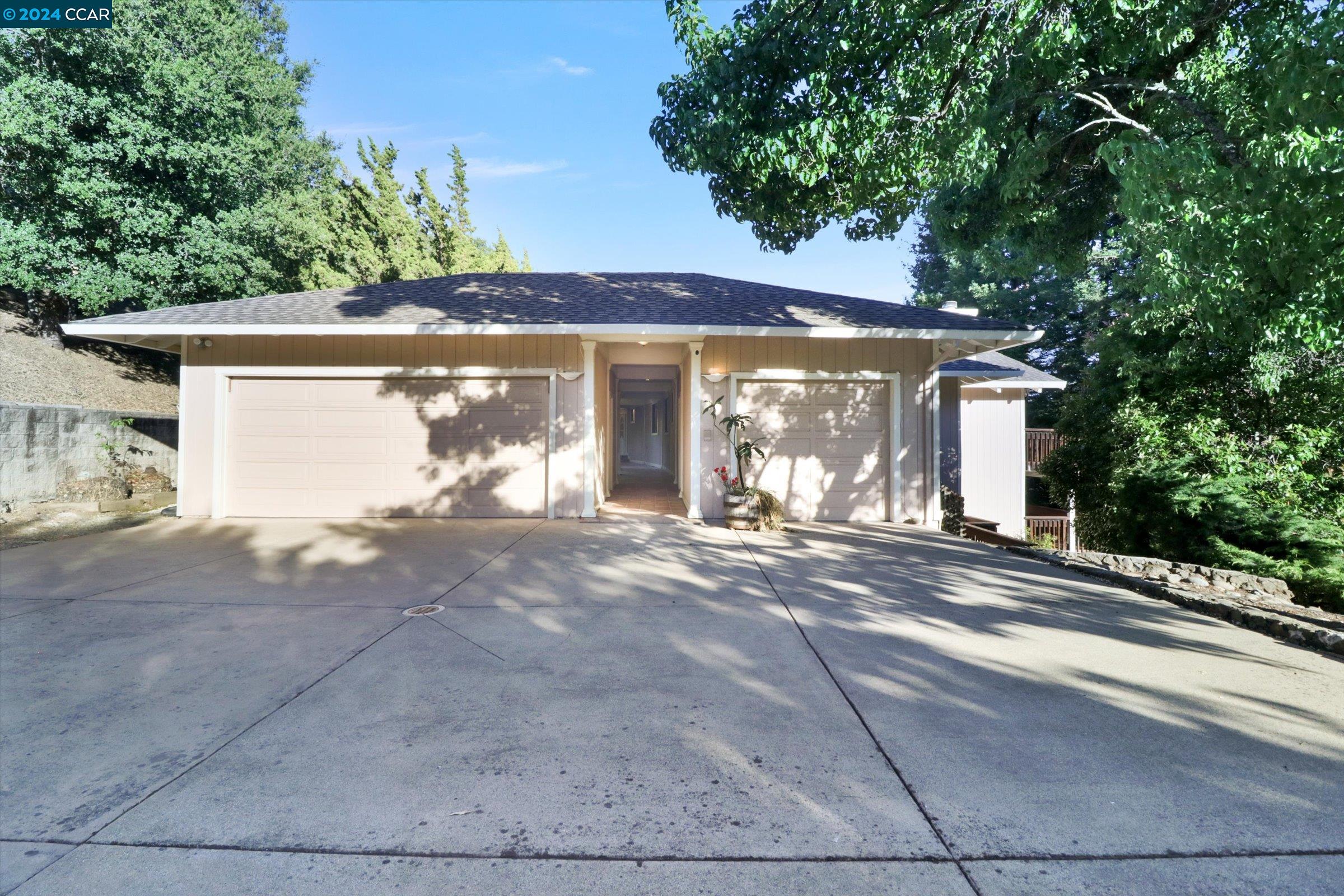 1520 Rancho Del Hambre