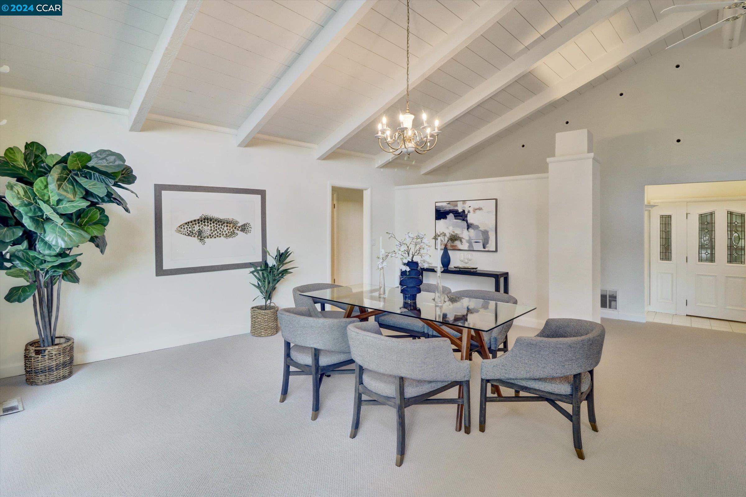 1520 Rancho Del Hambre