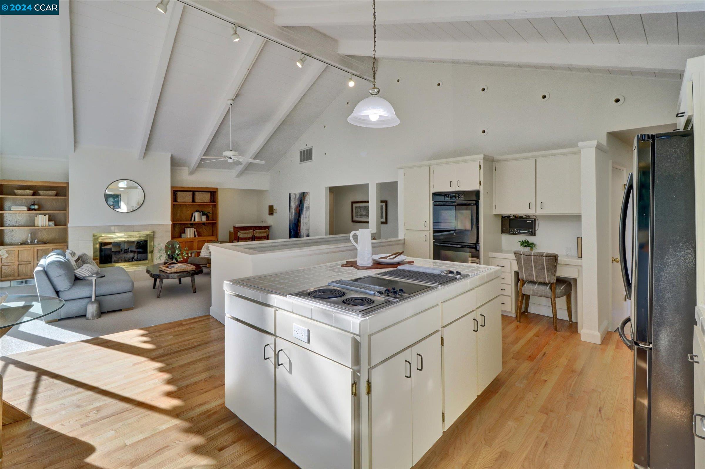 1520 Rancho Del Hambre