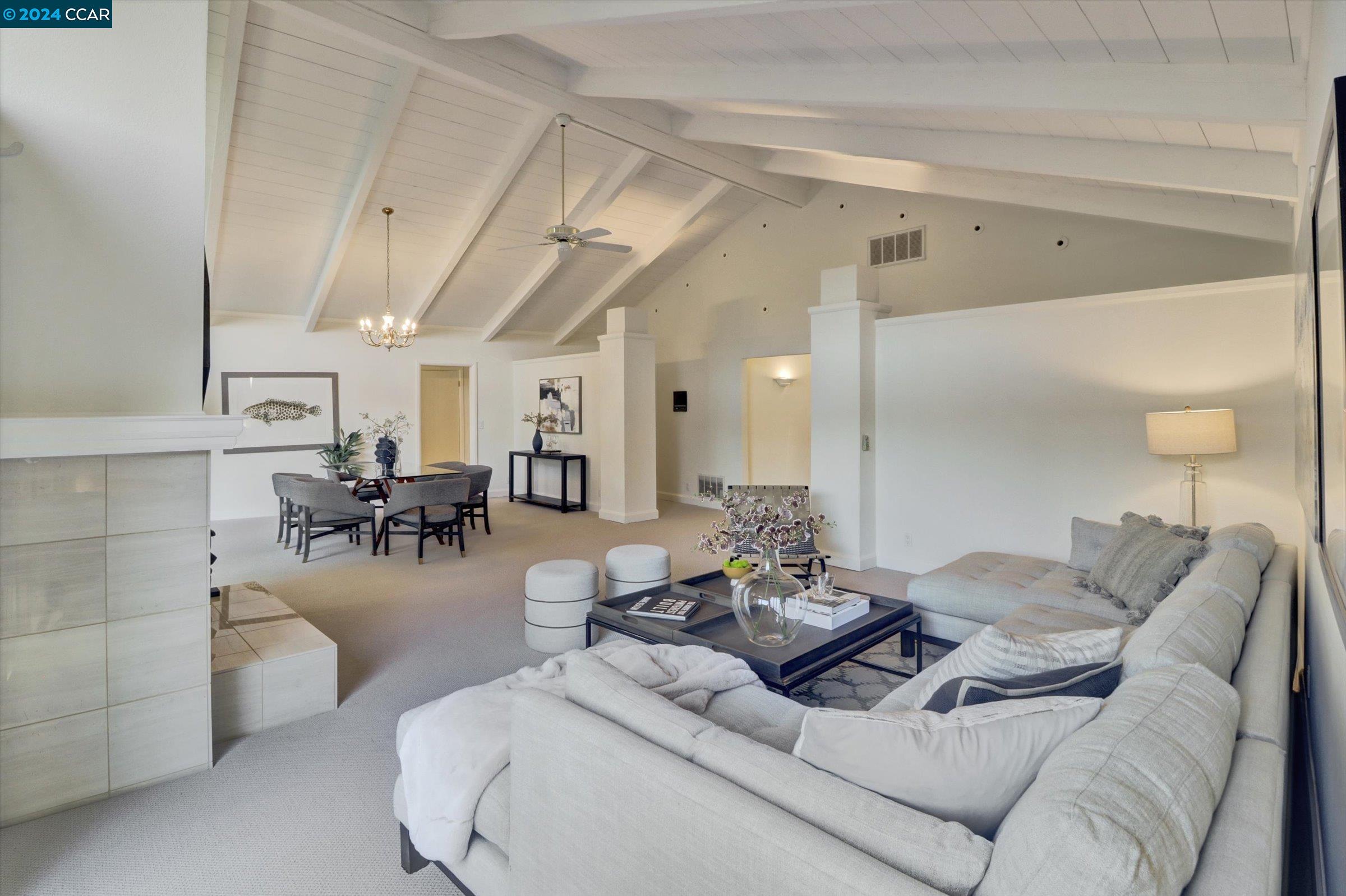 1520 Rancho Del Hambre