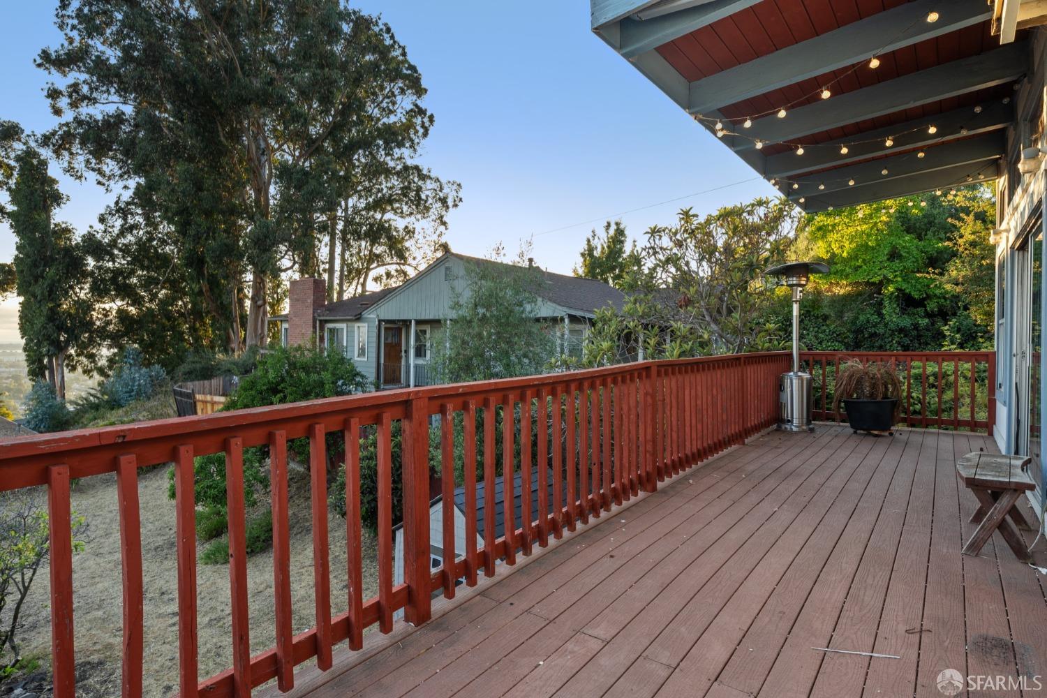 7945 Sunkist Drive
