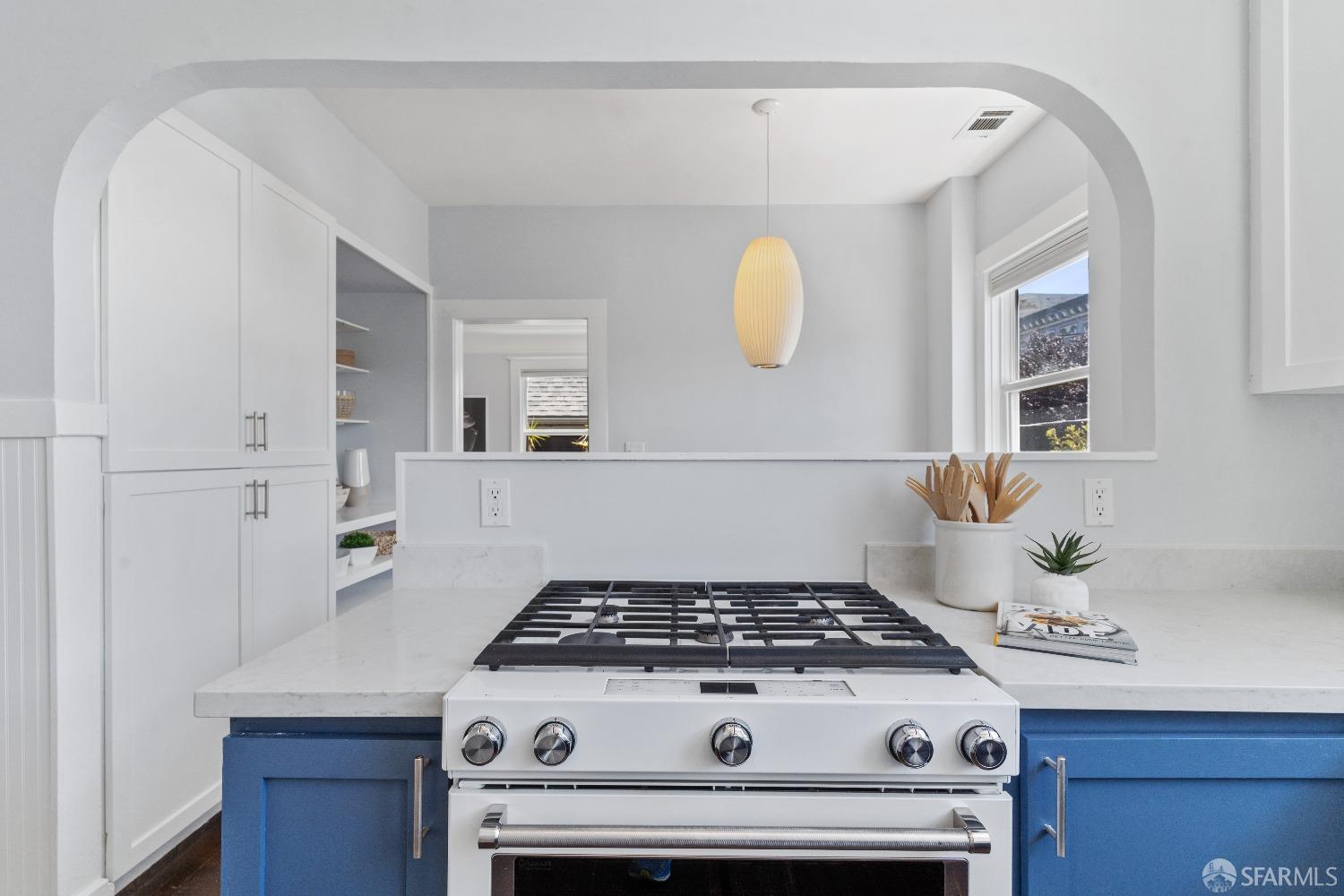 3431 Mission Street # 4