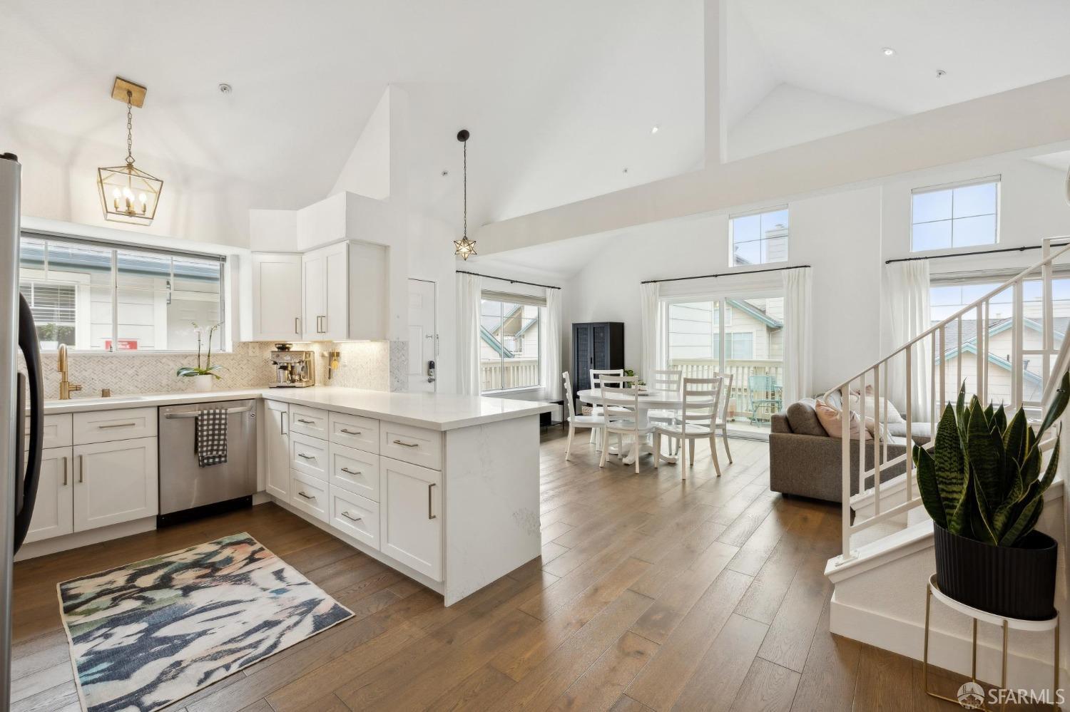 1400 El Camino Real # 334