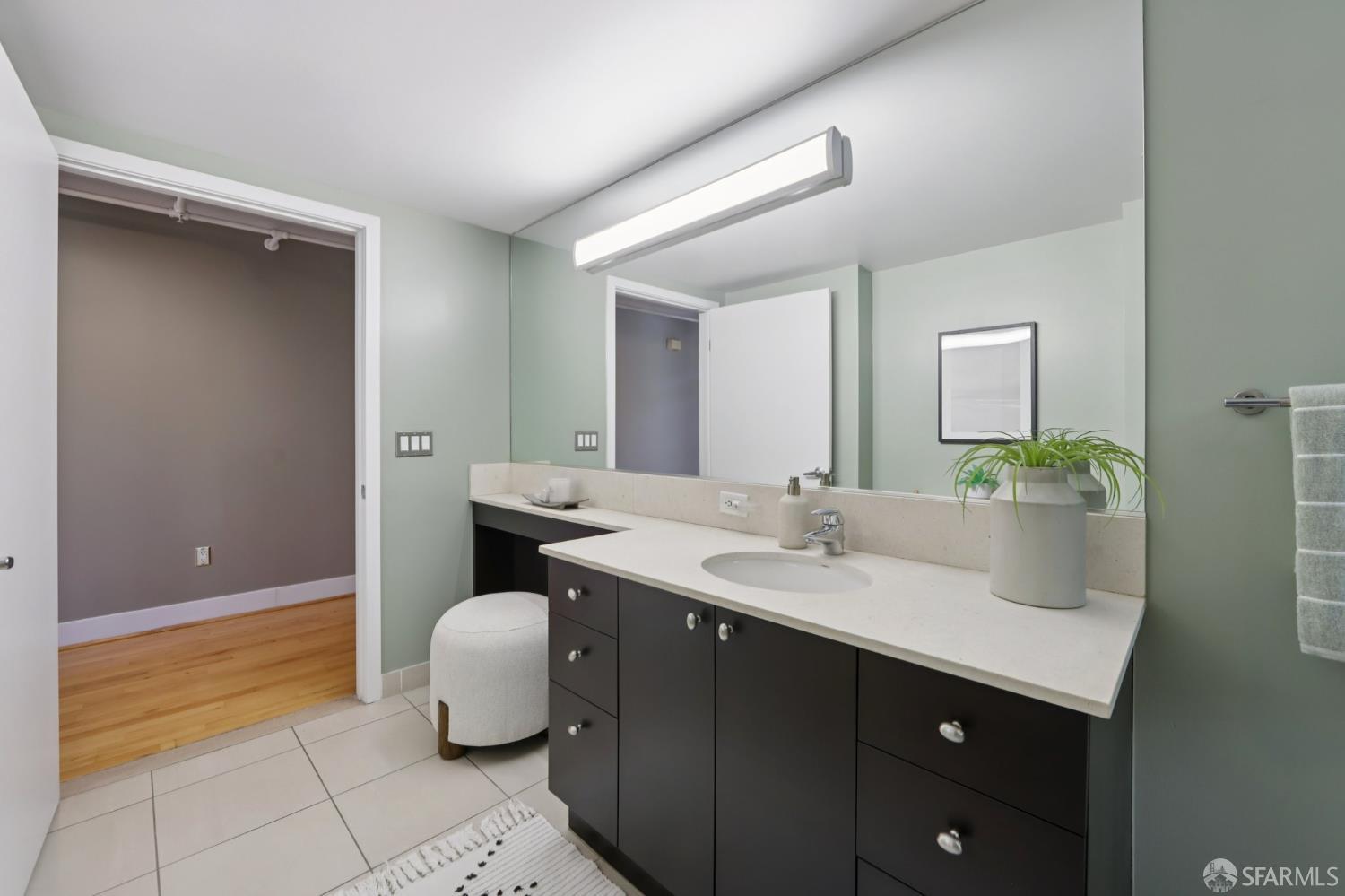 311 Oak Street # 301