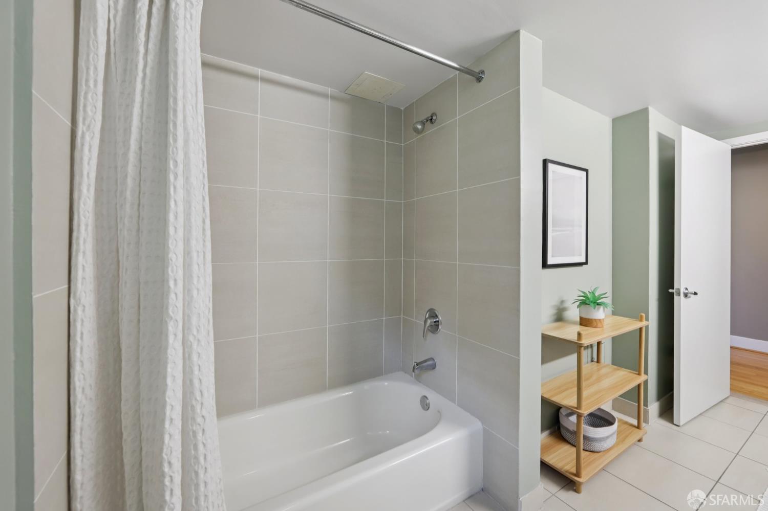 311 Oak Street # 301