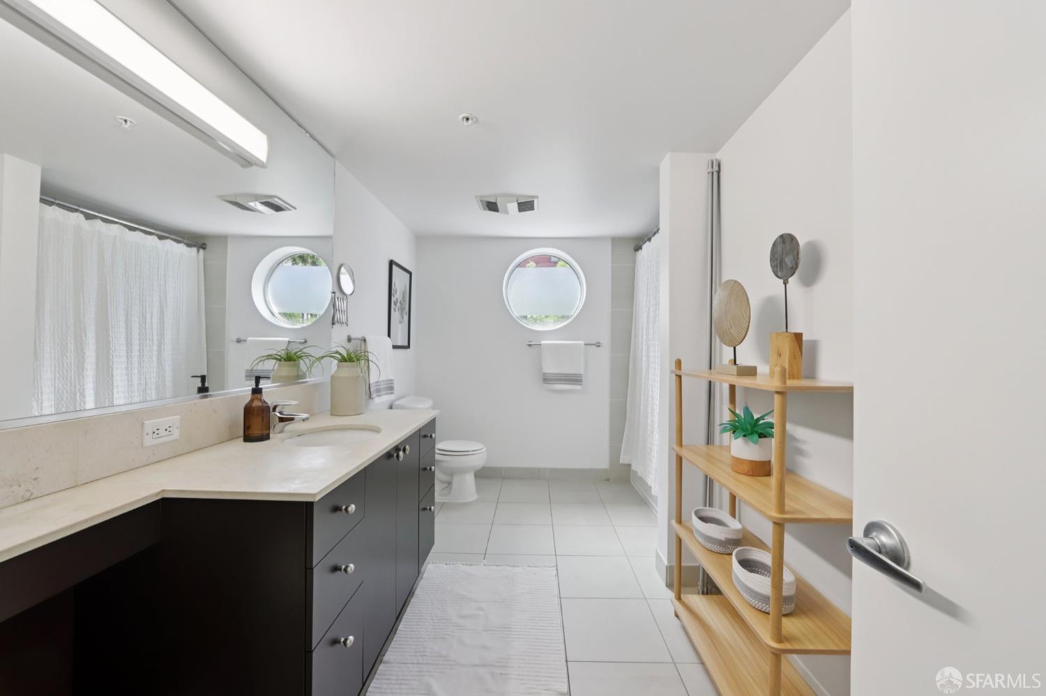 311 Oak Street # 301