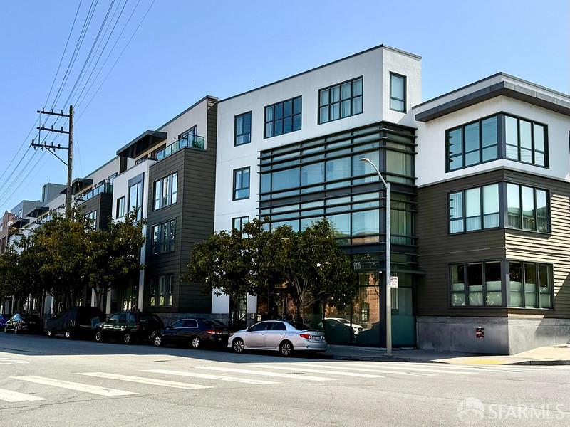 2125 Bryant Street # 403