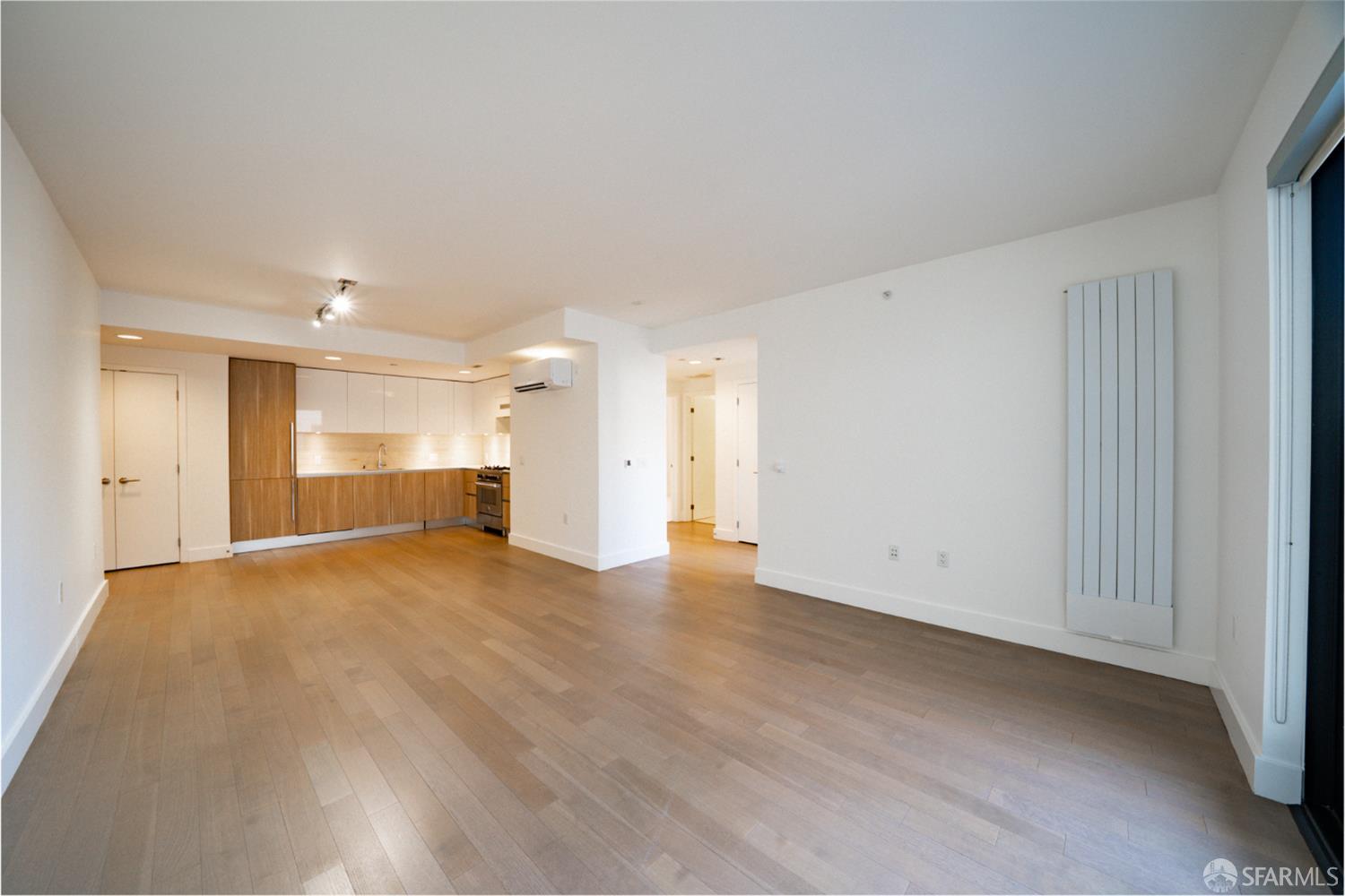 8 Buchanan Street # 700