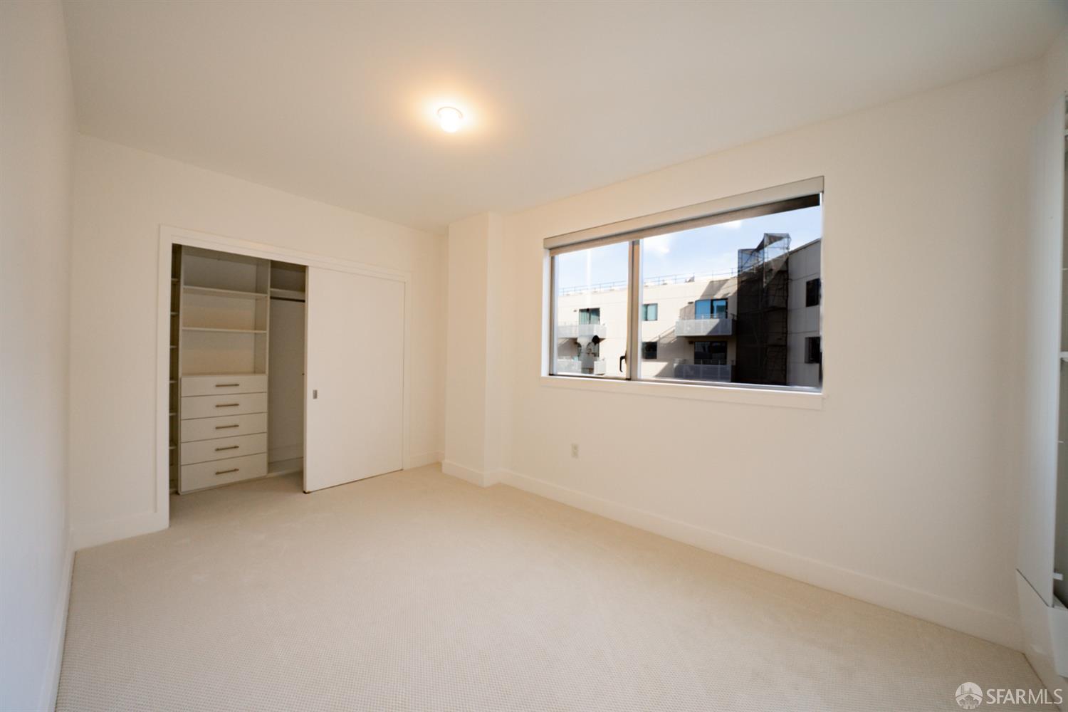 8 Buchanan Street # 700