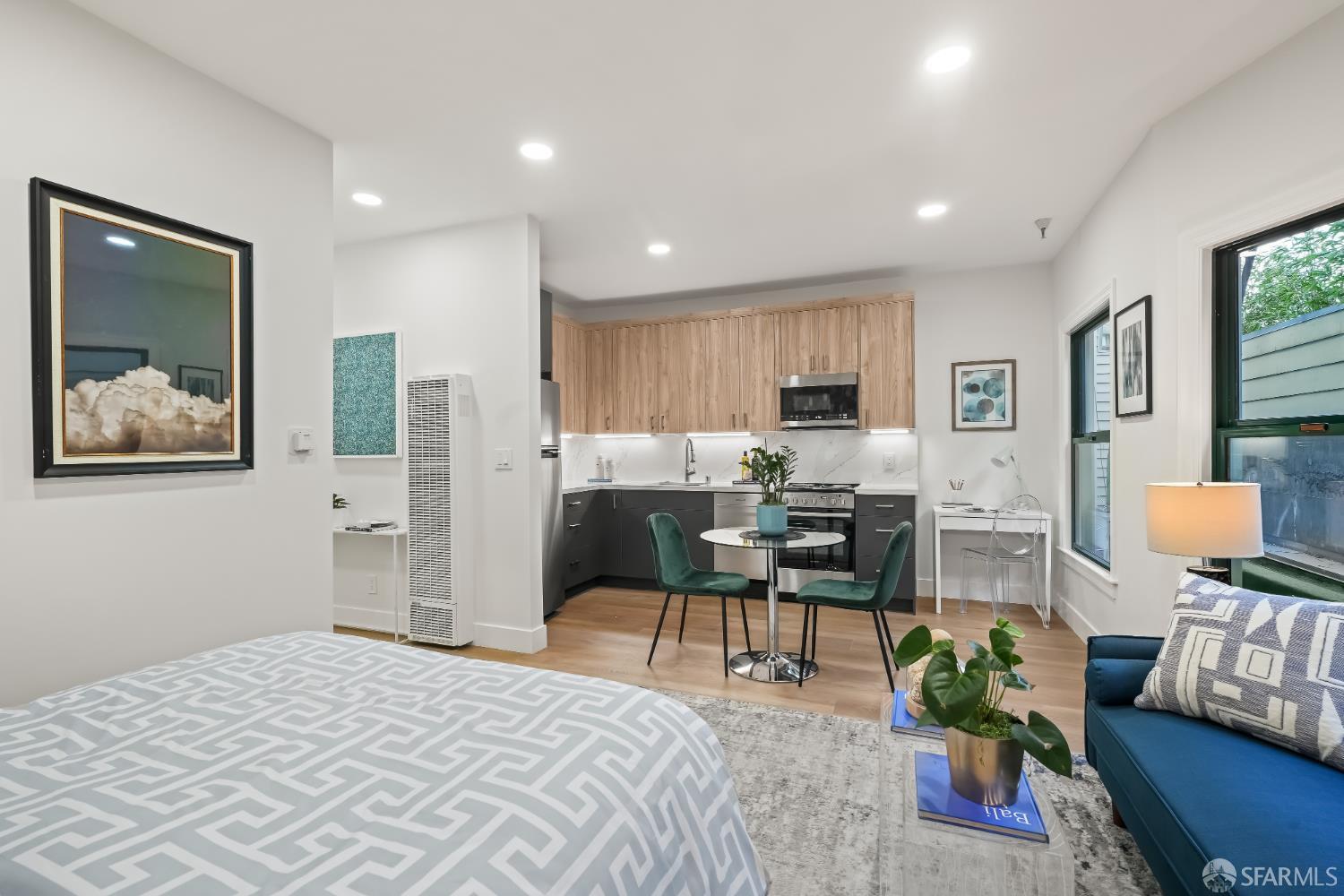 1325 Divisadero Street # 104