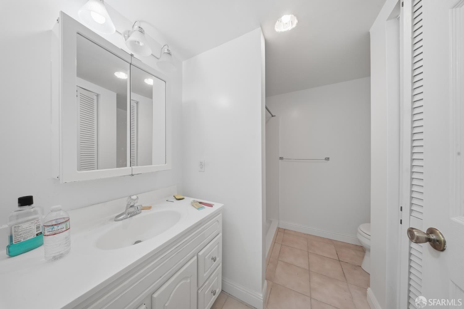 559-561 Minna Street