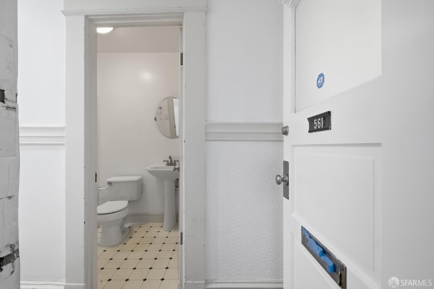 559-561 Minna Street