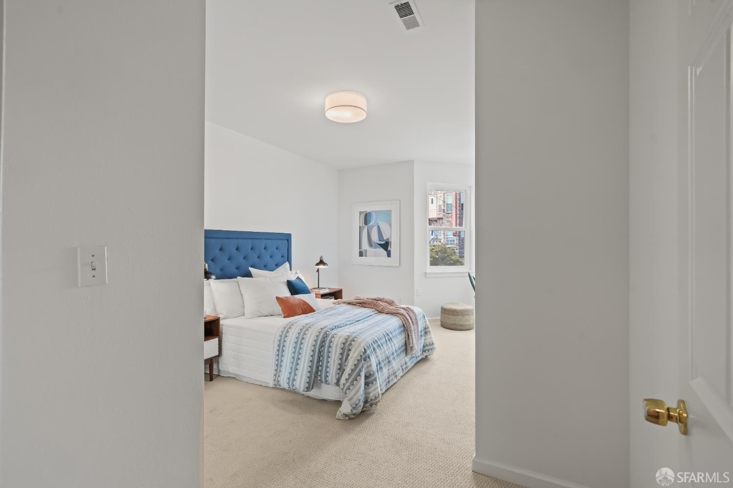 2171 Mission Street # 201