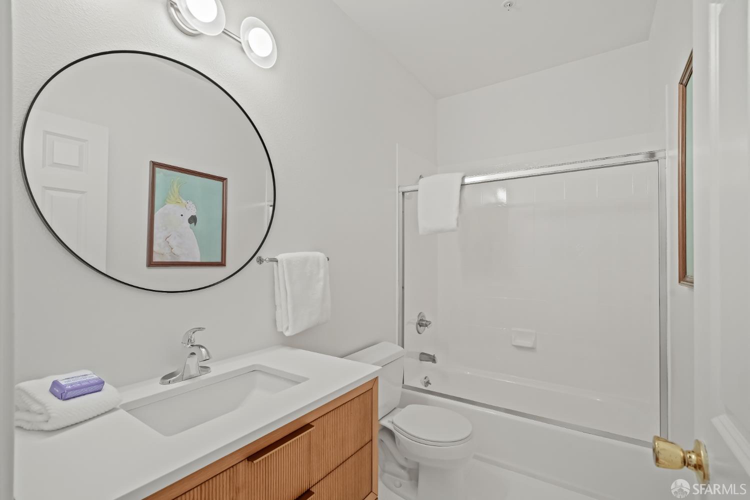 2171 Mission Street # 201