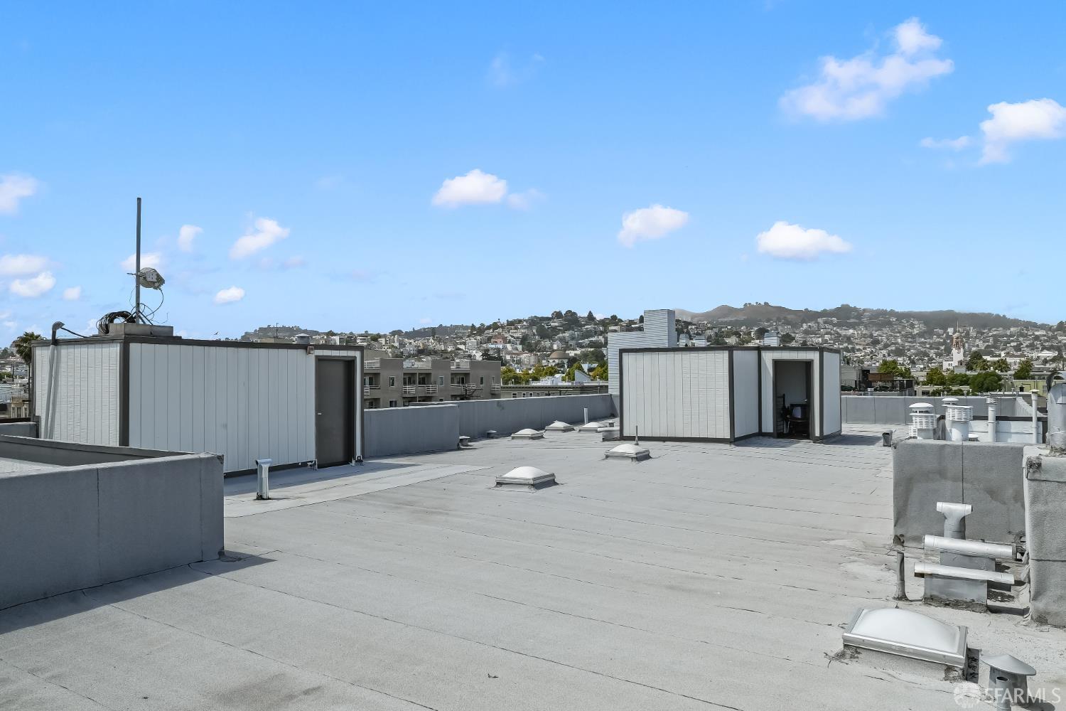2171 Mission Street # 201