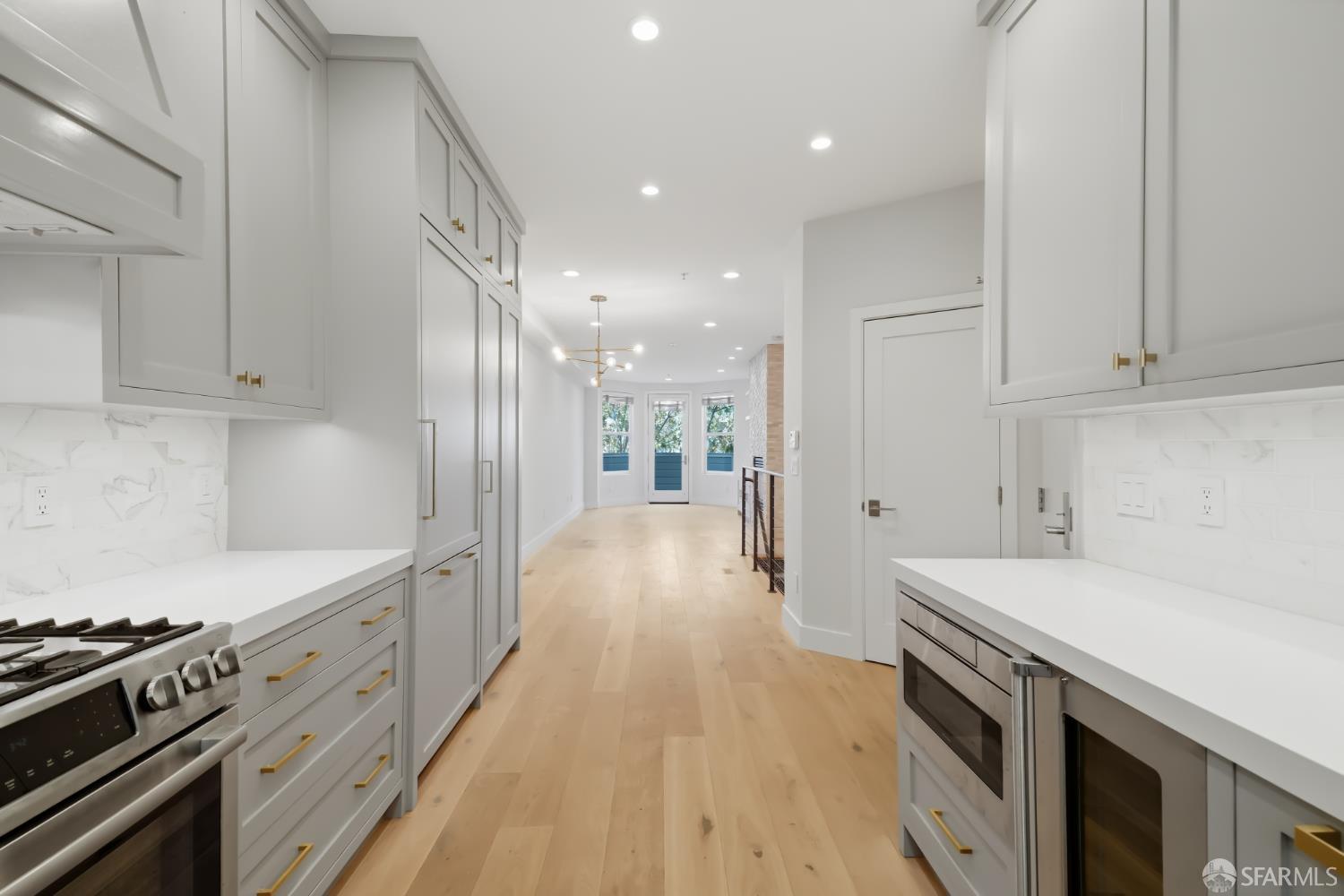 425 14th Street # 3