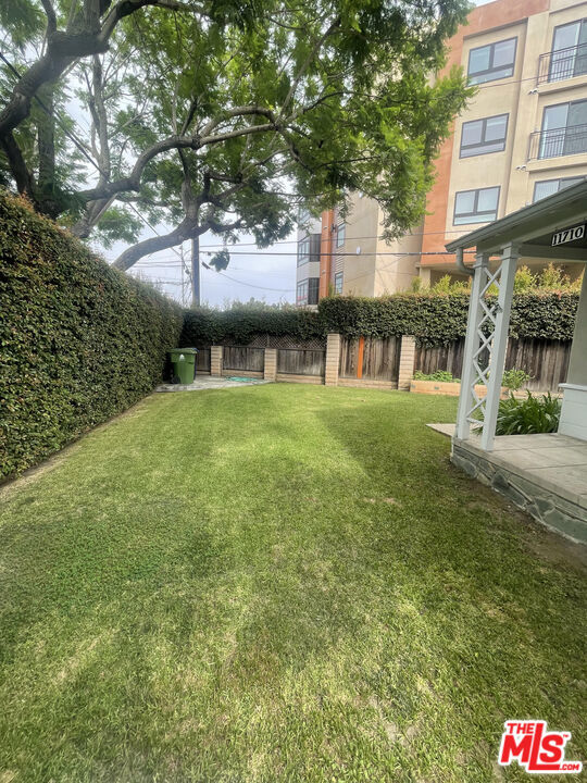11710 Pearl Street