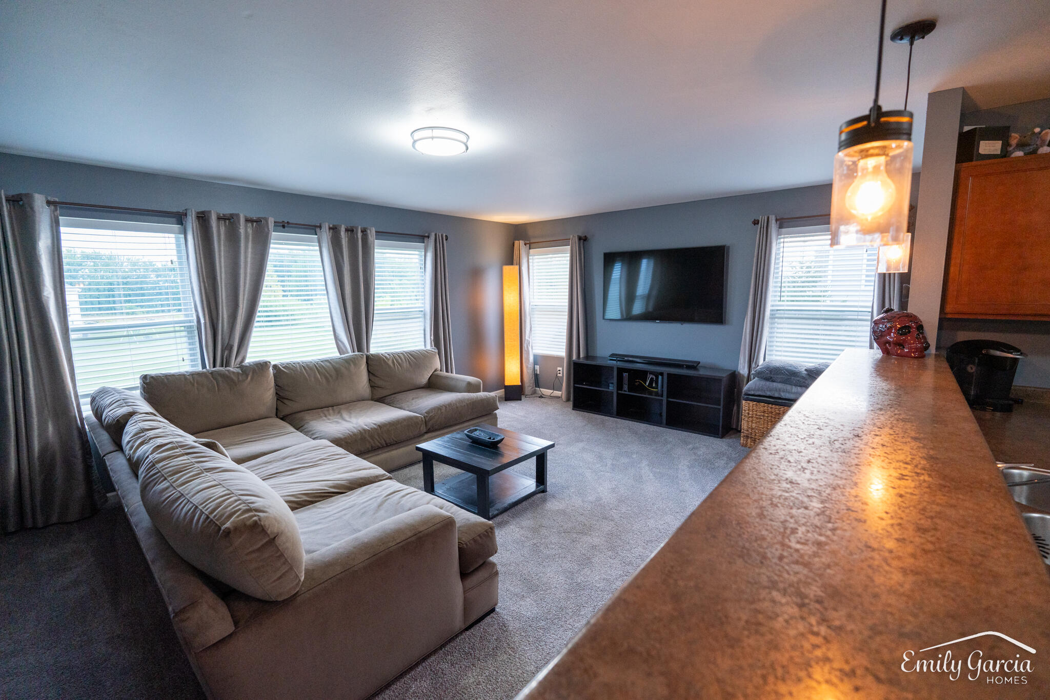 6344 Mesa View Drive