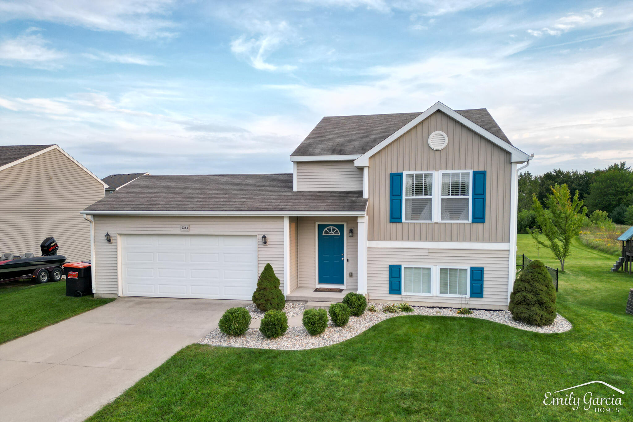 6344 Mesa View Drive