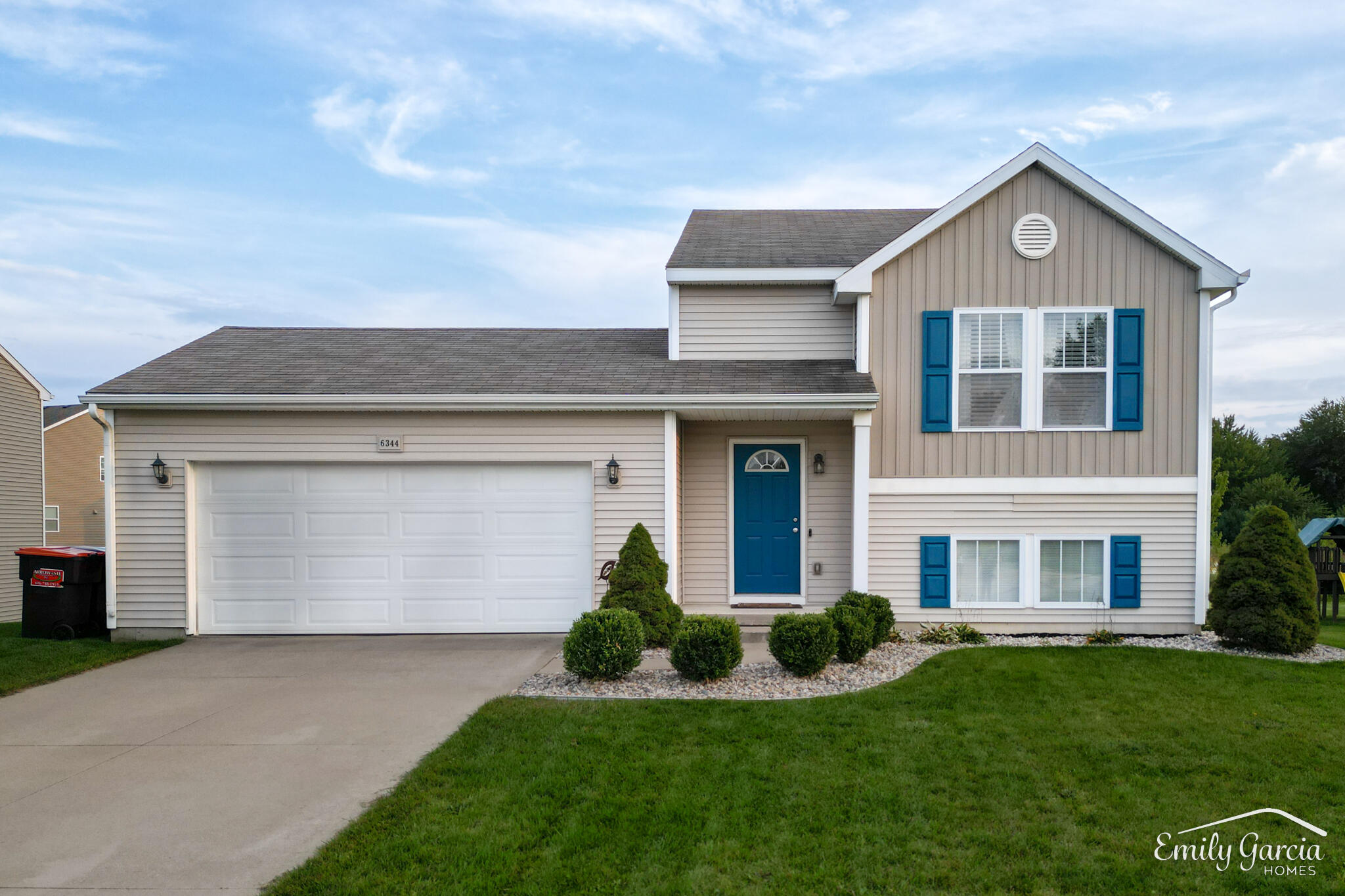 6344 Mesa View Drive