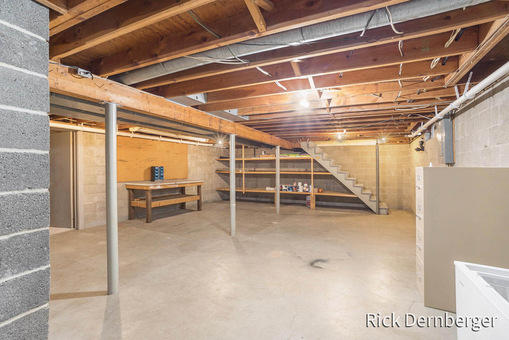 13877 Ridgewood Drive