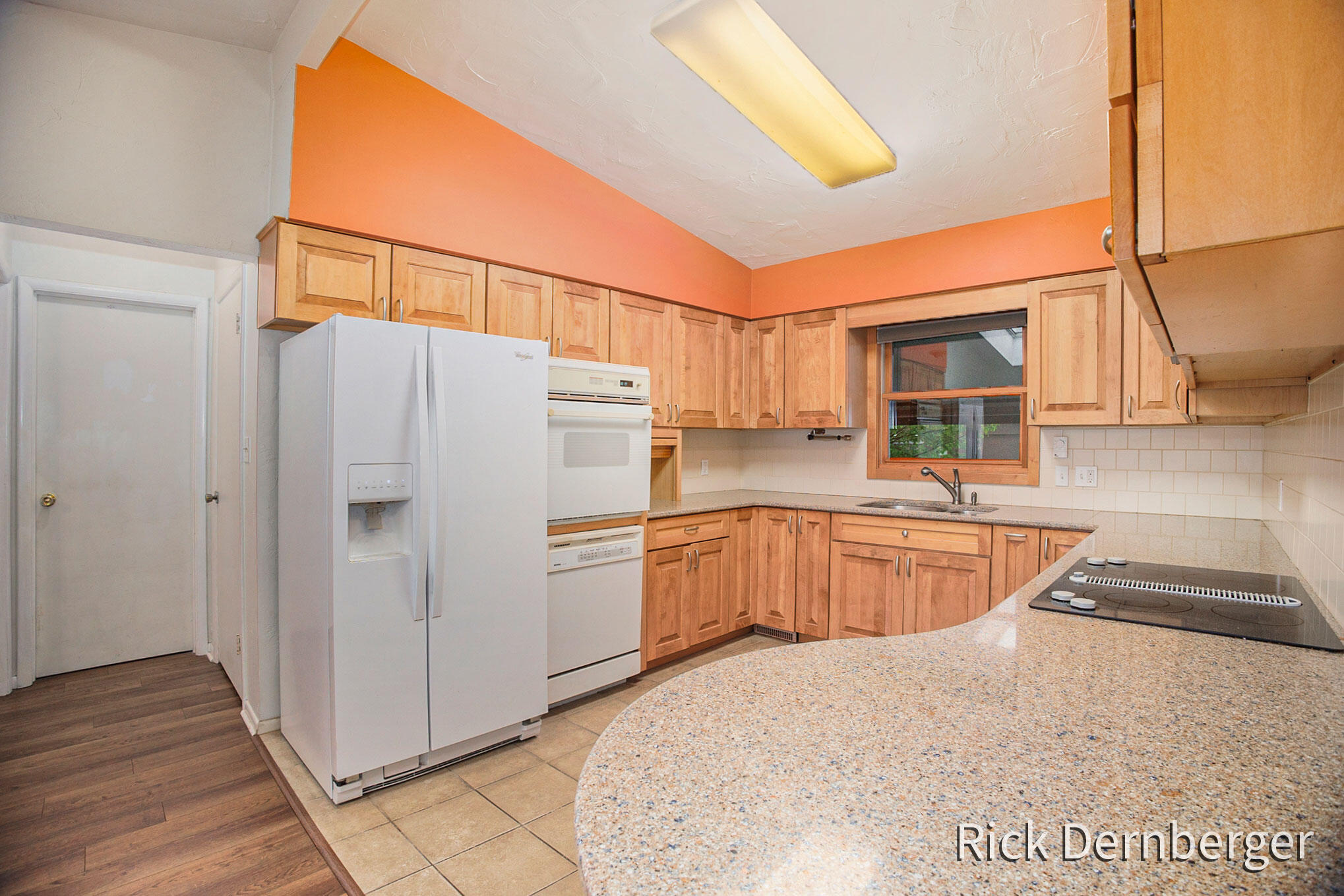 13877 Ridgewood Drive