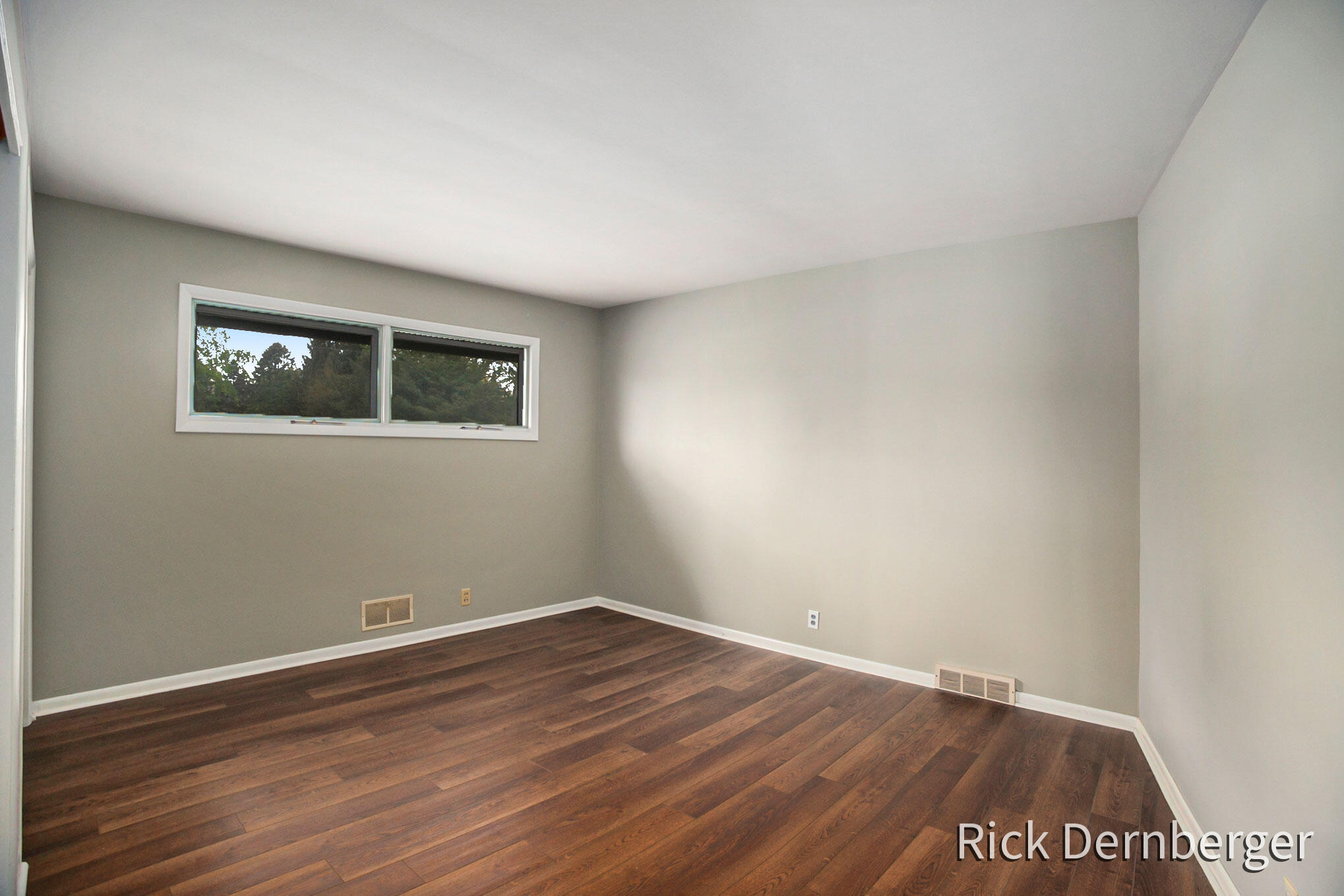 13877 Ridgewood Drive