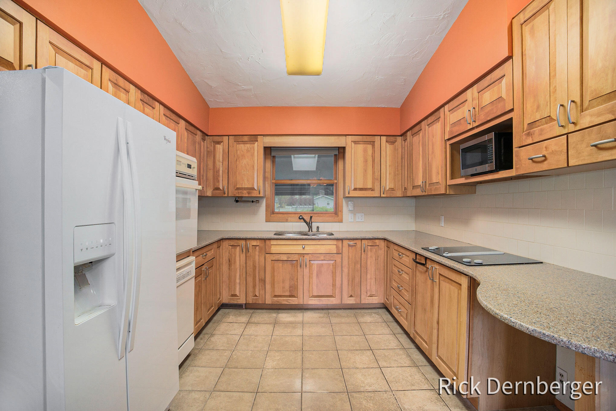 13877 Ridgewood Drive