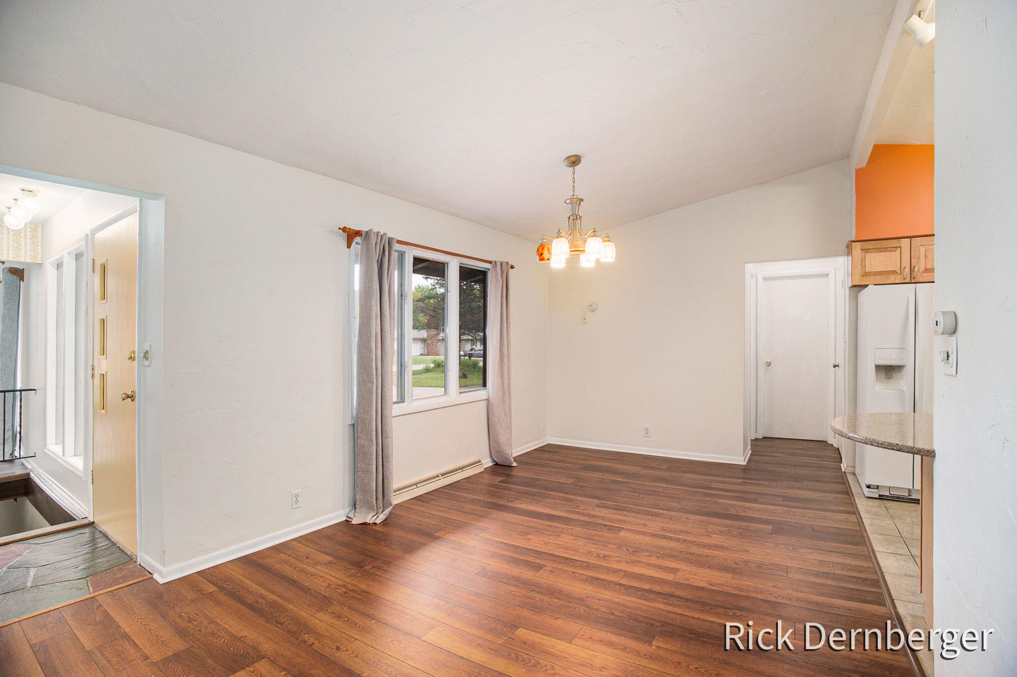 13877 Ridgewood Drive