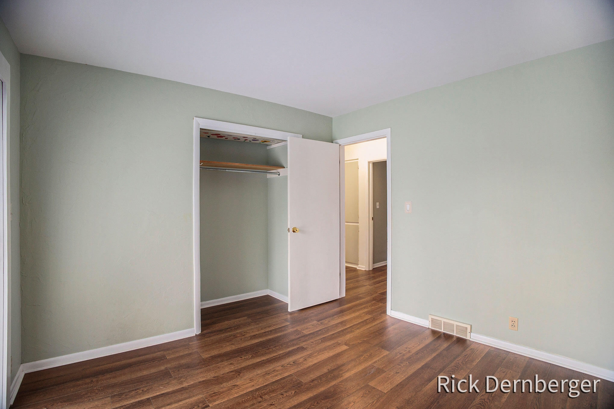 13877 Ridgewood Drive