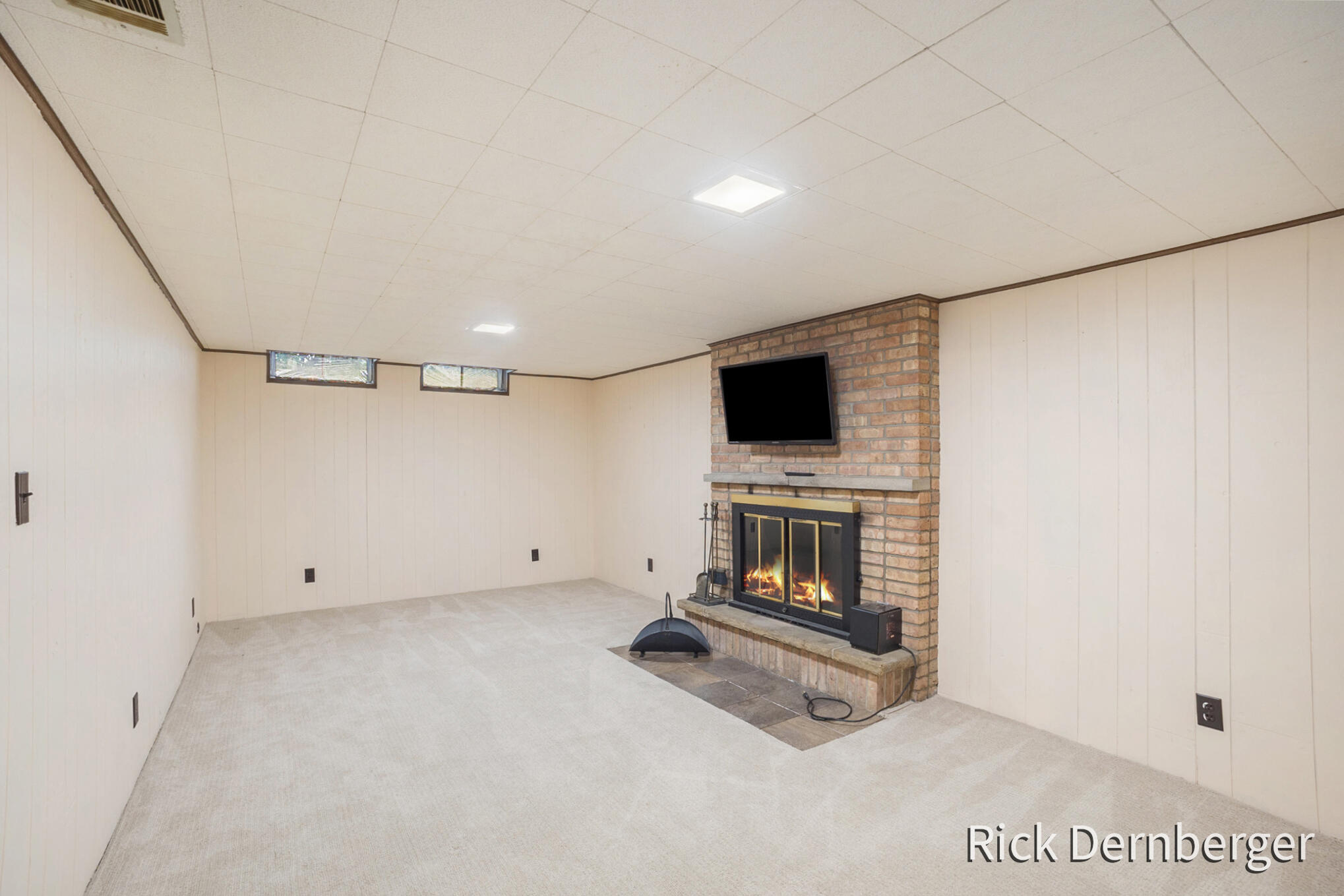 13877 Ridgewood Drive