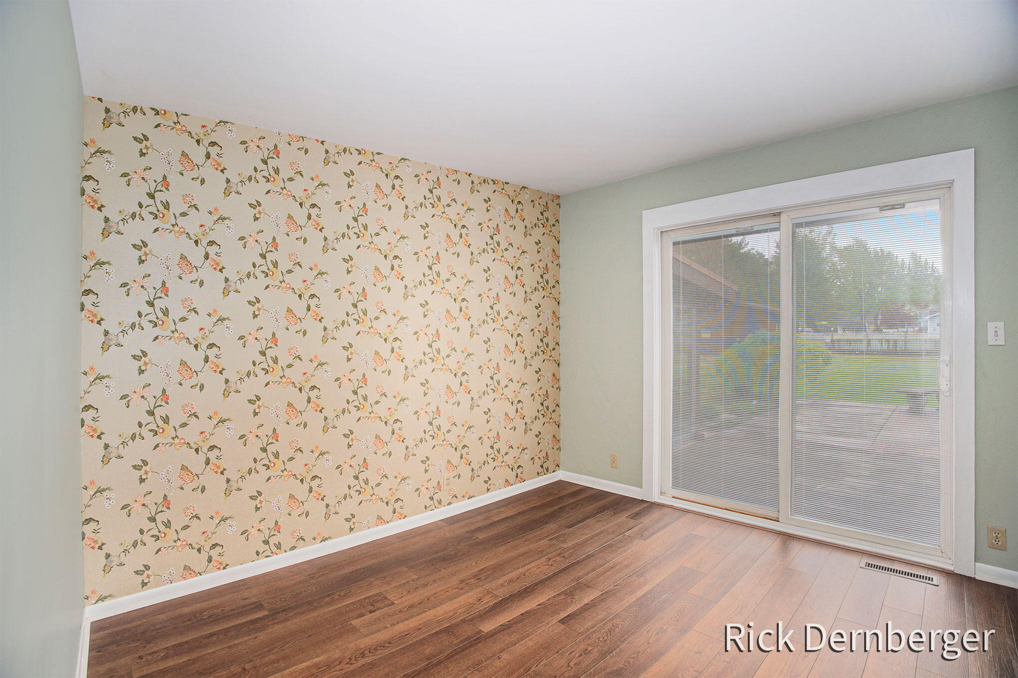 13877 Ridgewood Drive