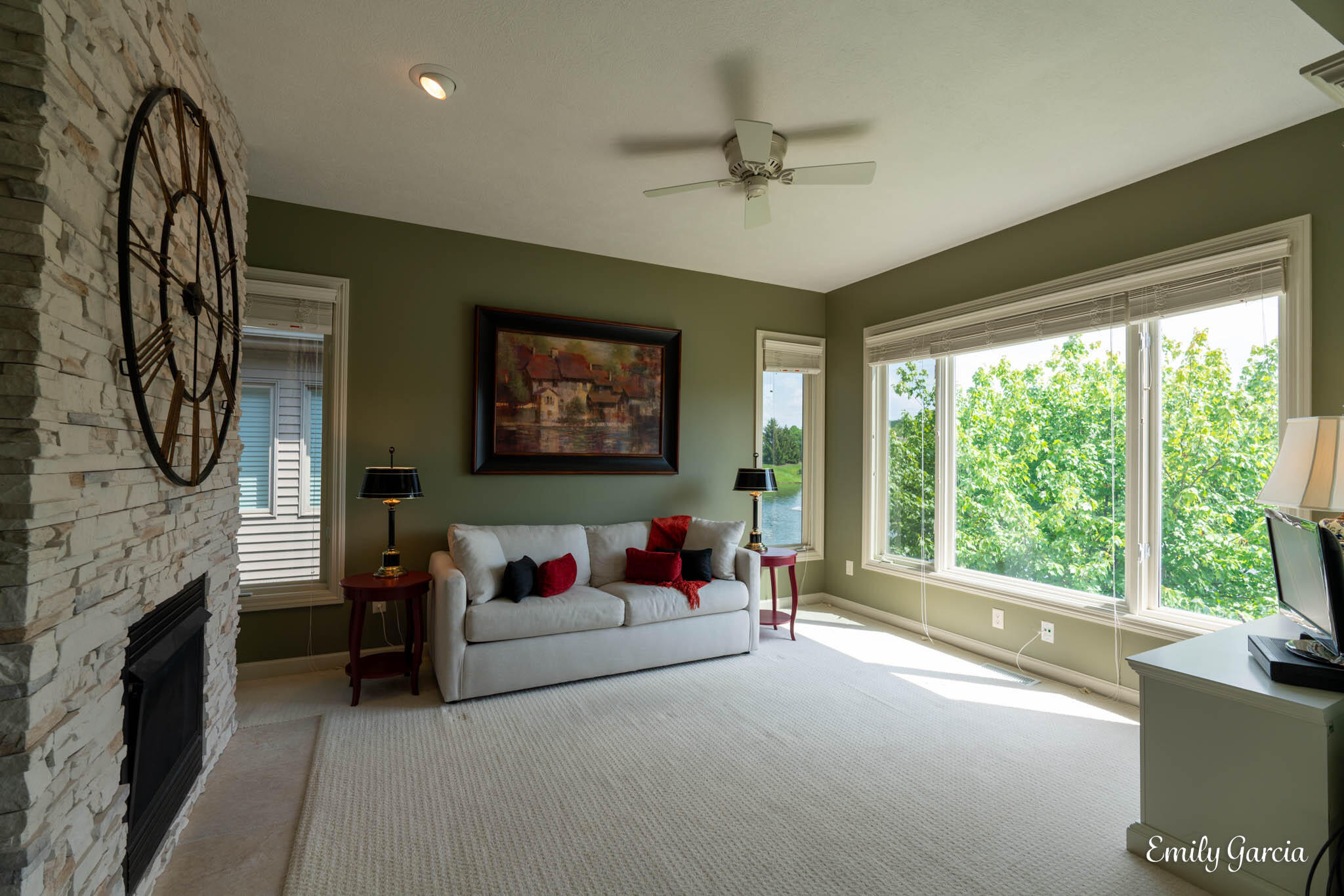 4866 Faringdom Grove Drive