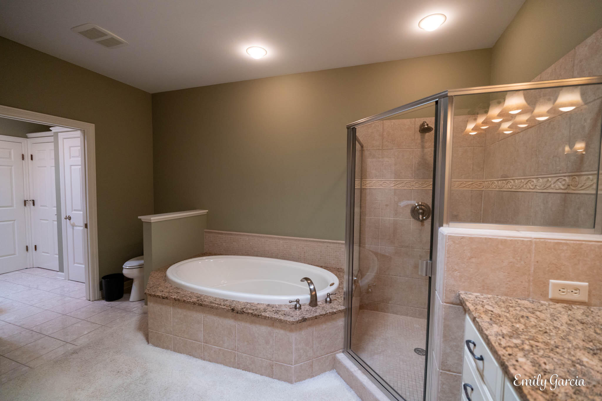 4866 Faringdom Grove Drive