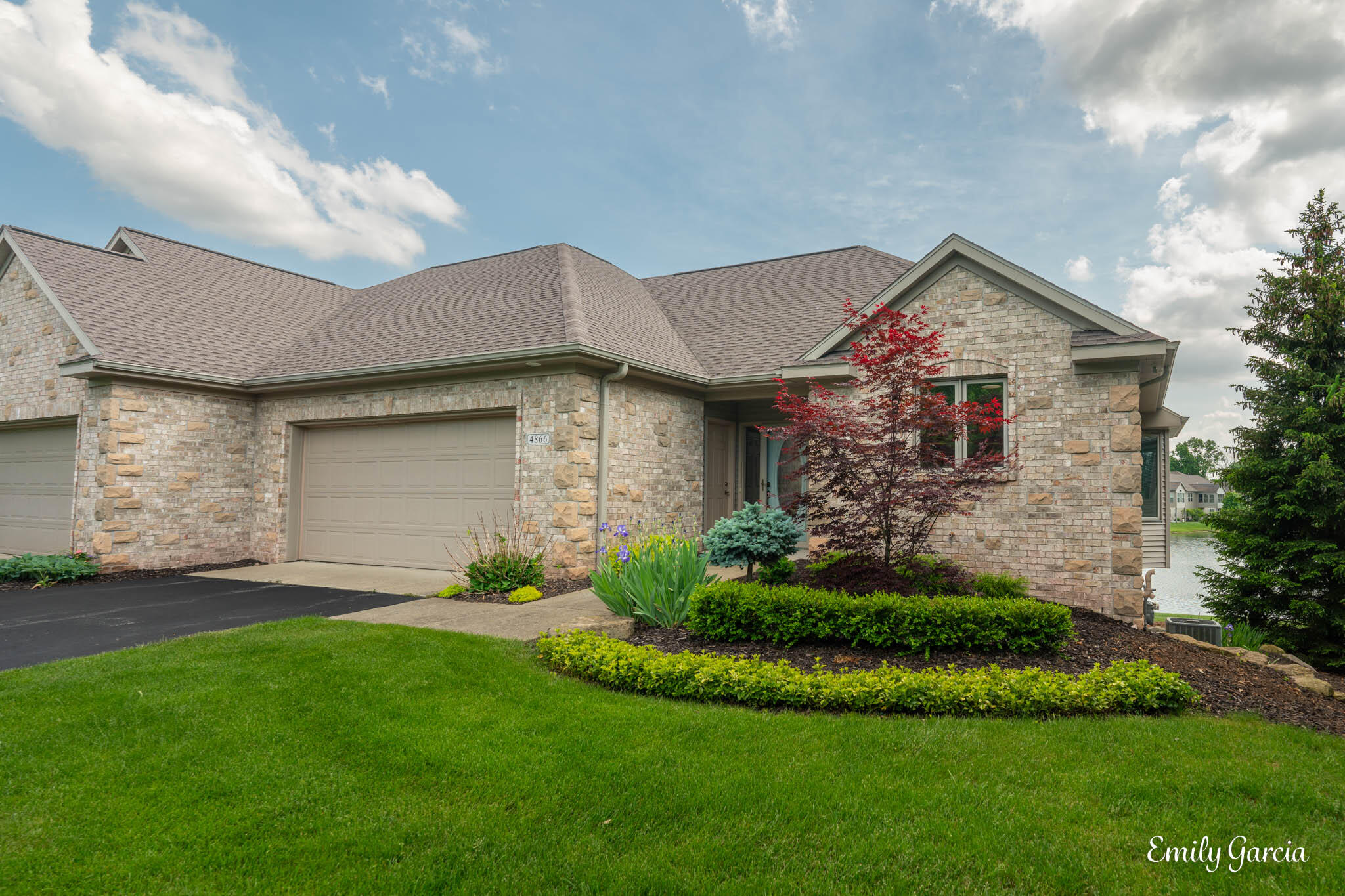 4866 Faringdom Grove Drive