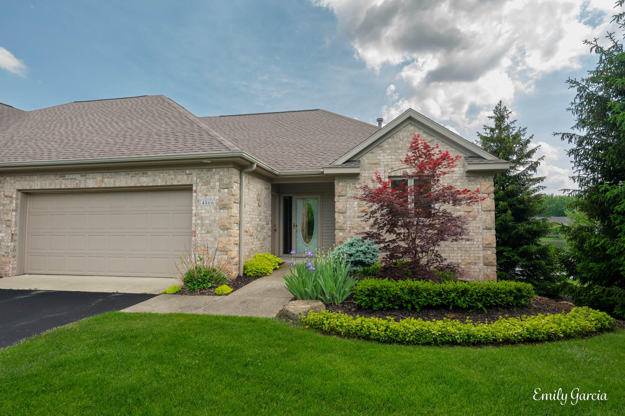 4866 Faringdom Grove Drive