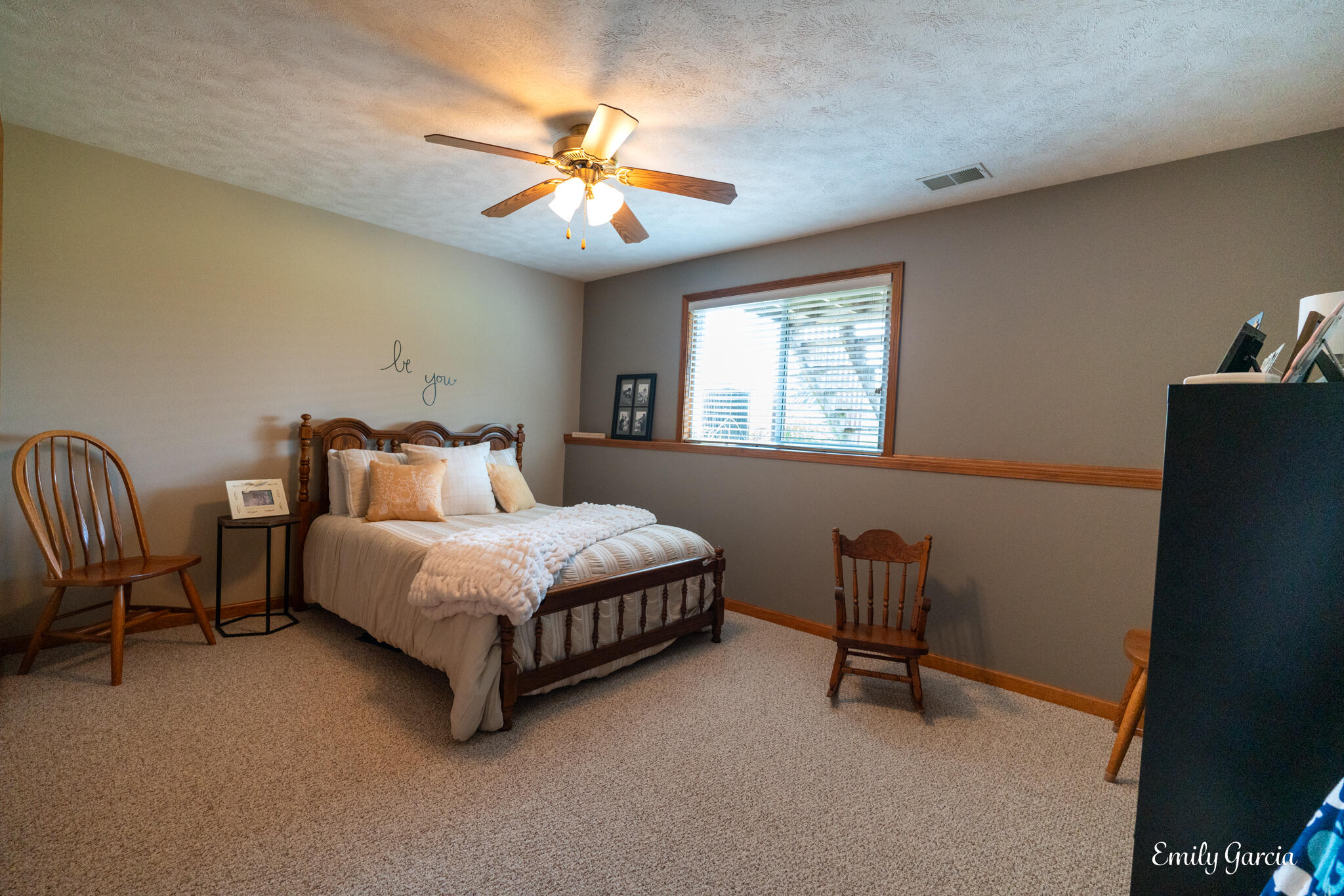 1571 Castlemaine Drive, 15