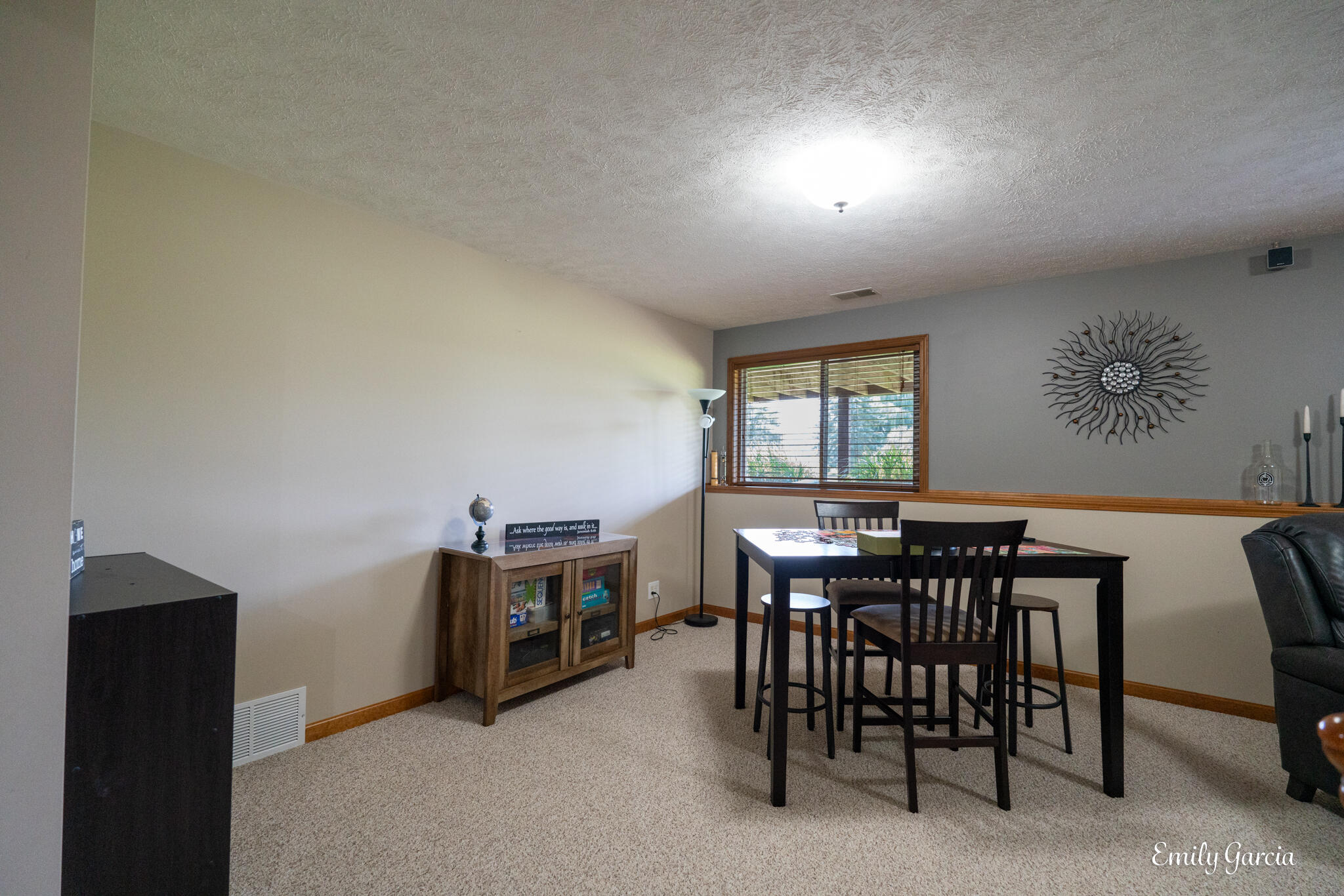 1571 Castlemaine Drive, 15