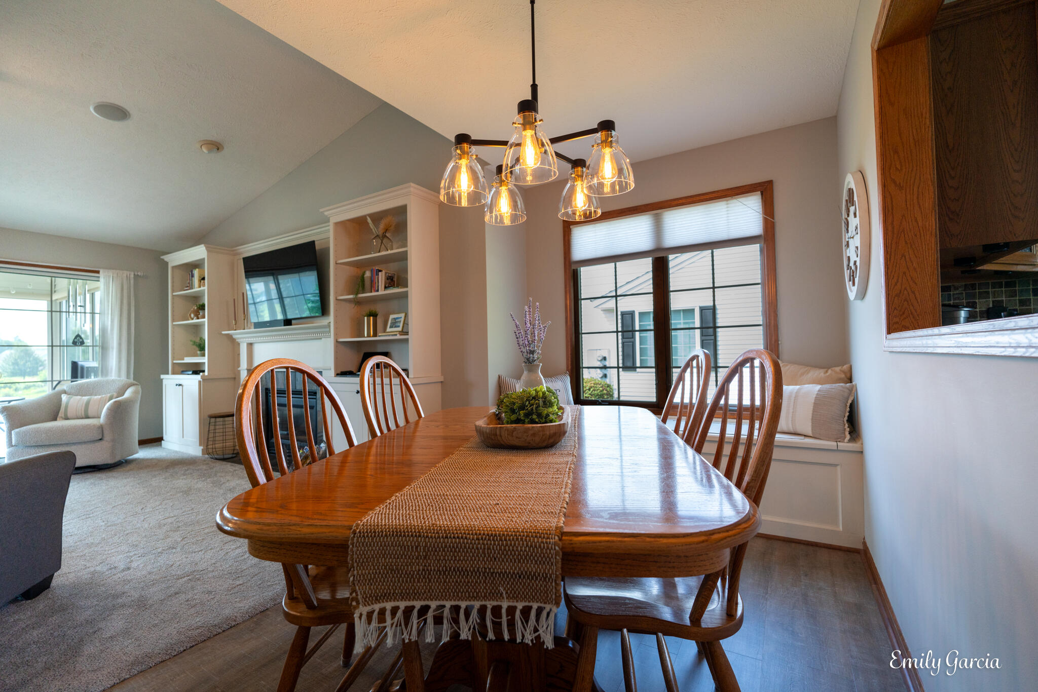 1571 Castlemaine Drive, 15