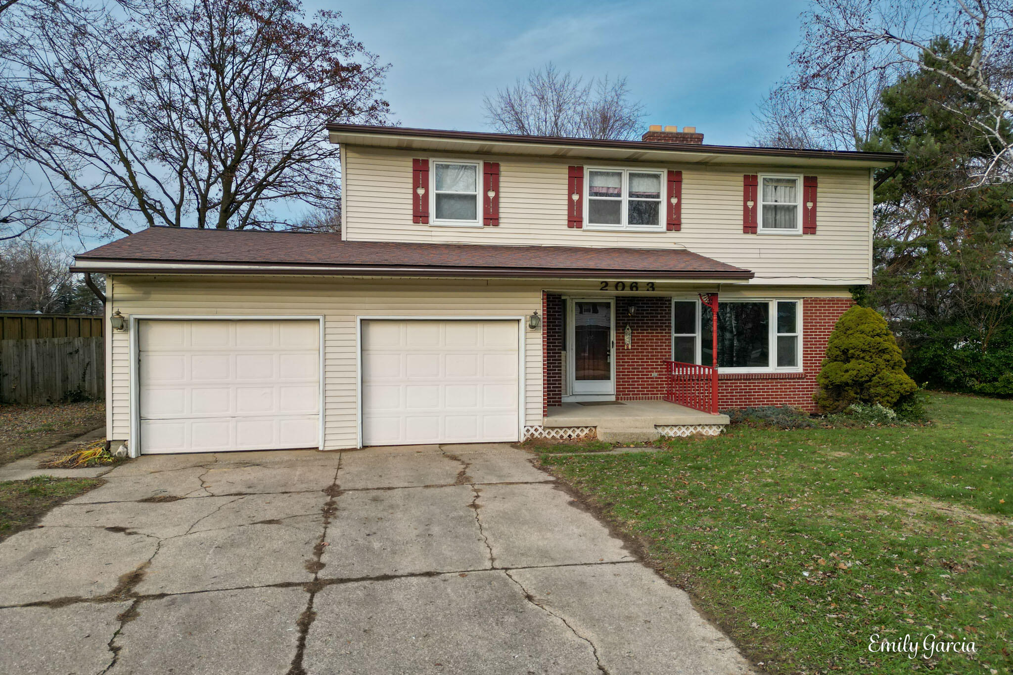 2063 Sandcrest Street