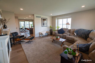 37 S Zeeland Parkway