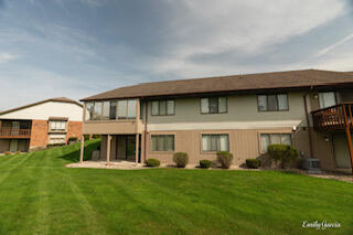 37 S Zeeland Parkway