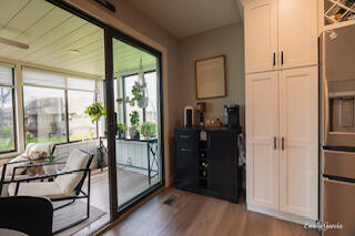 37 S Zeeland Parkway