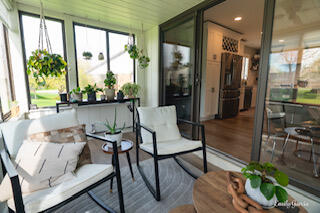 37 S Zeeland Parkway