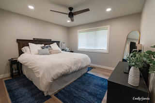 37 S Zeeland Parkway