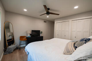 37 S Zeeland Parkway