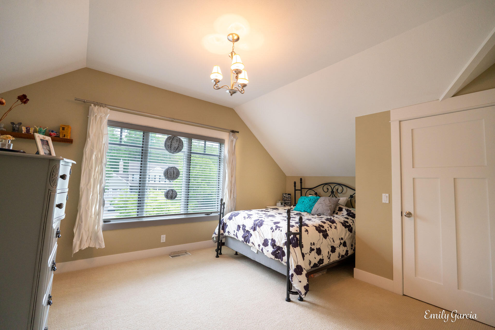 14921 Creek Edge Drive