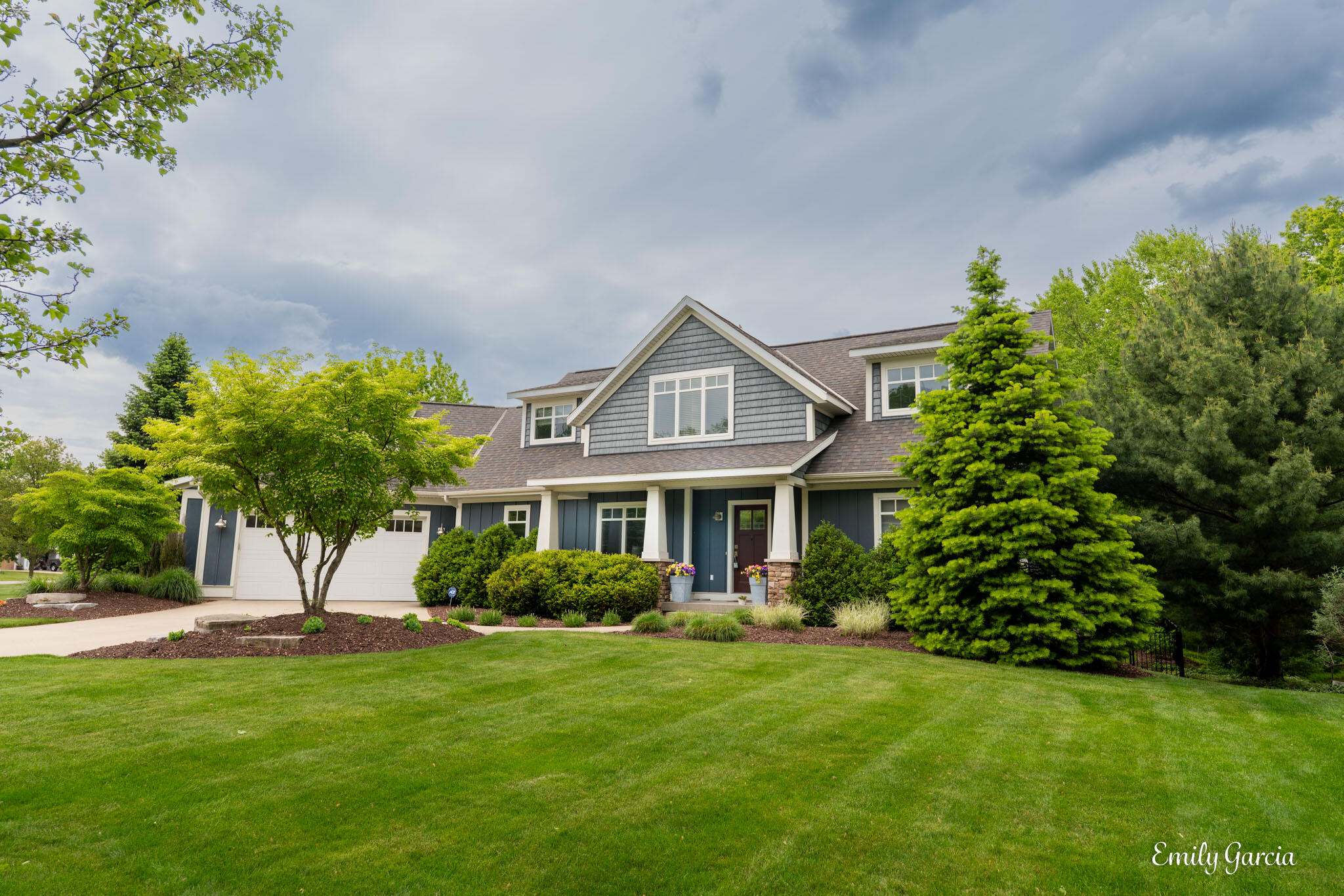 14921 Creek Edge Drive