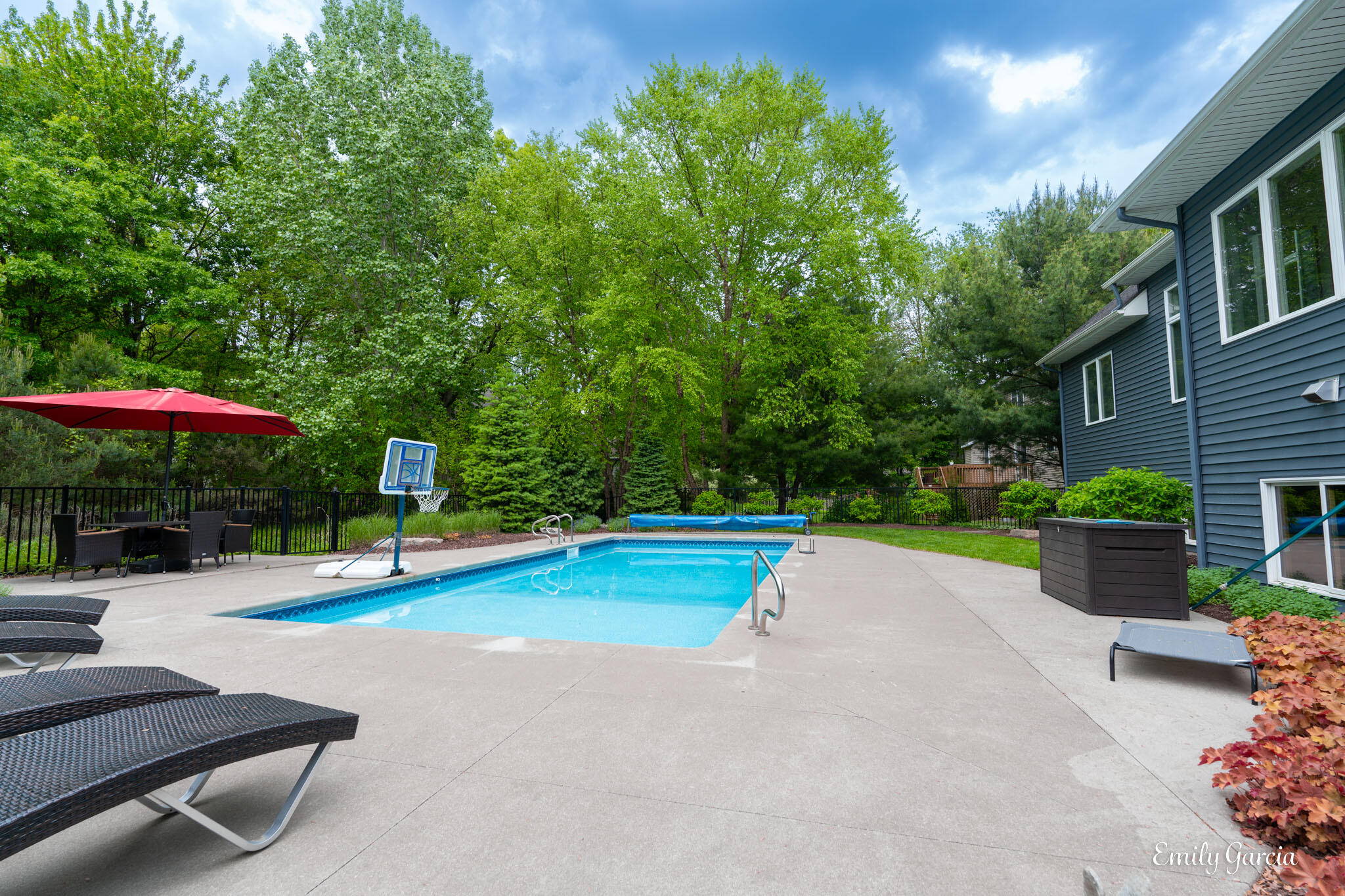 14921 Creek Edge Drive