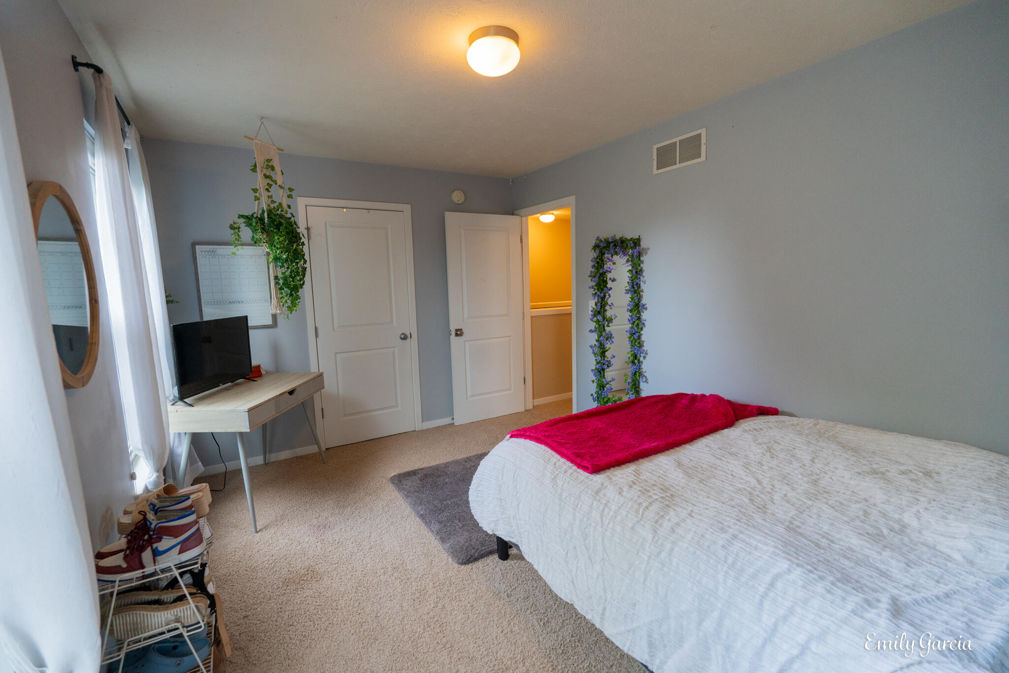 622 Cedar Square Street